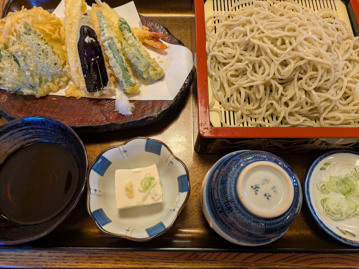 beroberowan's tweet photo. 本日の天盛りそば最高でした🥢
また来よう⤴
#丸仙 https://t.co/X0pxMDTZ1A