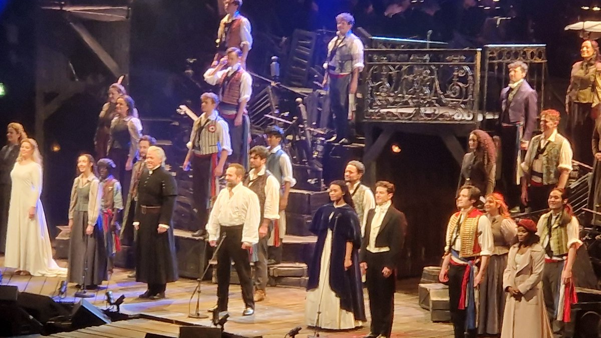 Les Mis last night was fabulous. Seeing Alfie Boe was incredible.