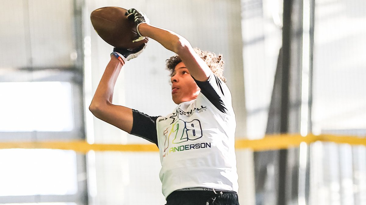 Six Star Football | PLUS+ (@sixstarfootball) on Twitter photo COVERAGE MIDWEST SHOWCASE | Several rising WR prospects that raised their profile at Showcase
⭐️McPike & Cornelious Anderson among young stars at Midwest Showcase🔥
STORY▶️🔗sixstarfootball.com/article/covera…
<a href="/cj_anderson04/">Cornelious “Juice” Anderson Jr.</a> <a href="/K_Bouaravong/">Kenzo Bouaravong</a> <a href="/SpencerCrum2028/">Spencer Crumrine</a> <a href="/CorbinFilion/">Corbin Filion</a> <a href="/viktorkravanja/">Viktorkravanja</a> COVERAGE MIDWEST SHOWCASE | Several rising WR prospects that raised their profile at Showcase
⭐️McPike & Cornelious Anderson among young stars at Midwest Showcase🔥
STORY▶️🔗sixstarfootball.com/article/covera…
<a href="/cj_anderson04/">Cornelious “Juice” Anderson Jr.</a> <a href="/K_Bouaravong/">Kenzo Bouaravong</a> <a href="/SpencerCrum2028/">Spencer Crumrine</a> <a href="/CorbinFilion/">Corbin Filion</a> <a href="/viktorkravanja/">Viktorkravanja</a>