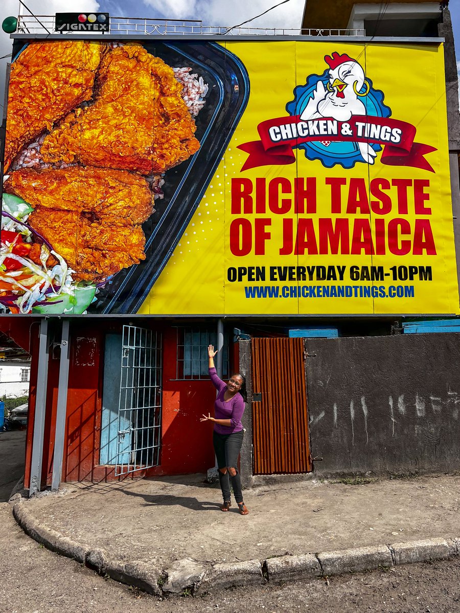MszRockstar's tweet image. What a way to end my year! My photos for @ChickenAndTings (shot mid-pandemic in 2021) are now on billboards & bus stops (more to be installed). 'Quality images live forever,' the boss said—and I’m grateful to see @wheresthefoodjo’s work showcased like this. 🥹 🙏🏽