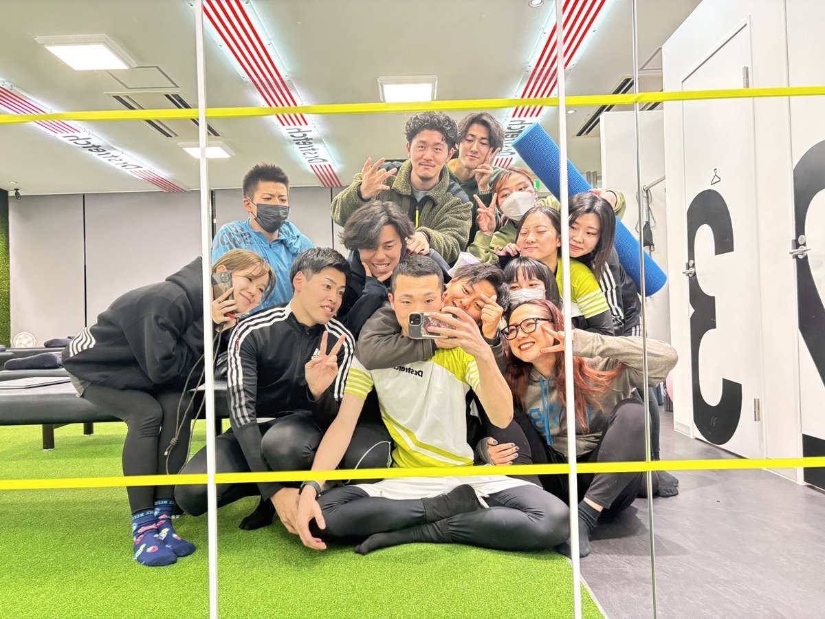 本日もお疲れ様でした！！

今年もあと二日！

全力で楽しみます😊