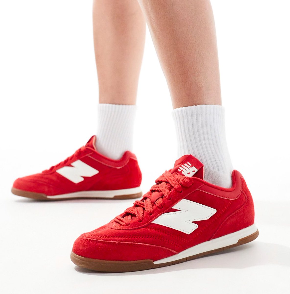 snkr_twitr's tweet photo. AD: $49.13 w/code FESTIVE
ASOS Exclusive New Balance RC42 'Red'

Shop -> https://t.co/QAU582b1a5 https://t.co/B4KLrrdoEn