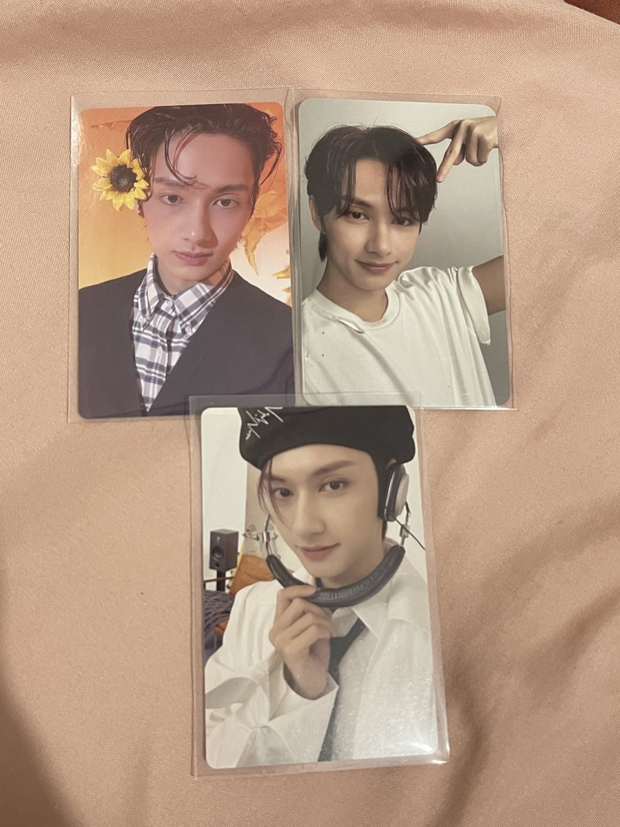 #luckyjhansells 

wts lfb jun 17 right here set 

100 
sold as set only
payo or one week res 
reply or dm to claim!