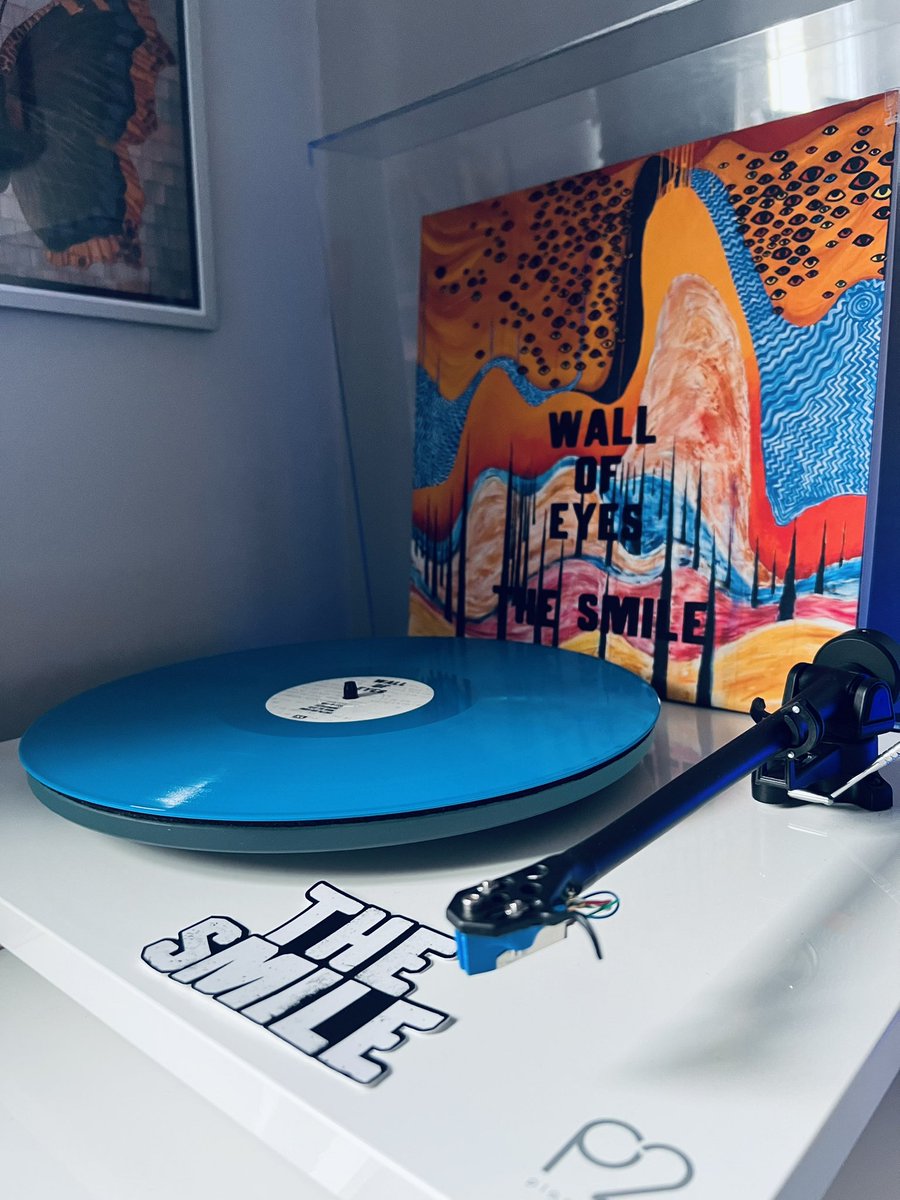 #2024Festive15 
#5albums24

No. 3 🥉 

<a href="/thesmiletheband/">The Smile</a> - Wall of Eyes 

Not one but two unbelievable lps in the same year. A constant on the TT🙌🏻