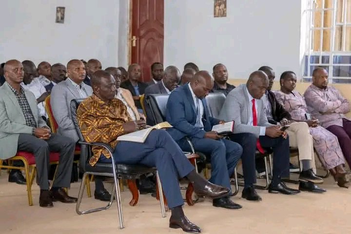 LennyBrighton1's tweet photo. "So do not fear, for I am with you; do not be dismayed for I am your God. I will strengthen you &amp; help you; I will uphold you with my righteous hand". ~ ISAIAH 41:10
Welcomed the President HE. @WilliamsRuto for a Sunday service at AIC Koiwa Town Church in Konoin, Bomet.
Lapaa Taa https://t.co/Dh2DSWFhvy
