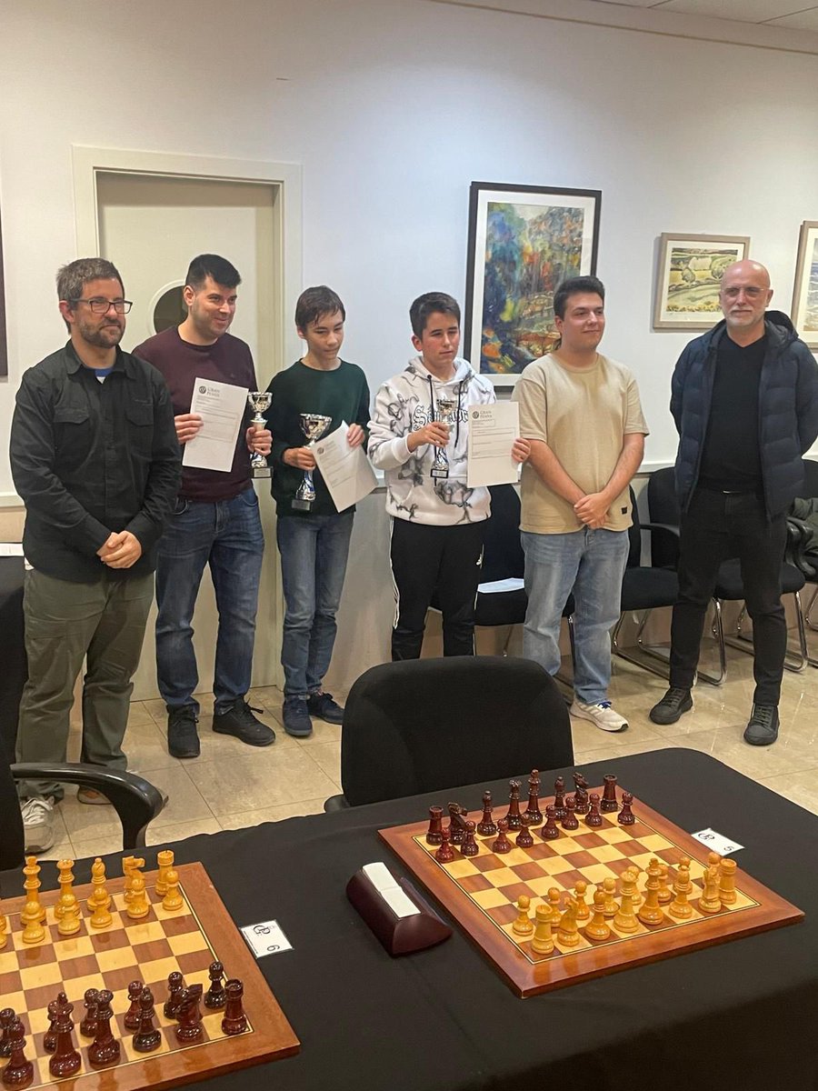 GranPenya's tweet photo. ♟️Èxit de participació en el VI OPEN INTERNACIONAL ‘Ciutat de Vilanova’. 
Organitzat per la @GranPenya!

🥇Amb triomf final d’un jove de 14 anys Artyom Bogdanov de Kazakhstan 🇰🇿 representant del Barberà C.E. 

🎁Felicitats als organitzadors, arbitres i participants! https://t.co/FgfdTnFh8j