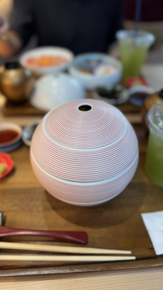 กินไปเรื่อย tweet media