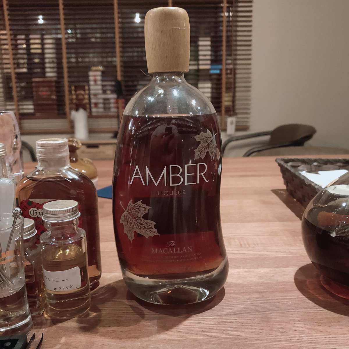 マッカラン 60年 750ml 空瓶 マッカラン 60年 750ml 空瓶 マッカラン60年、1．7億円で落札 史上