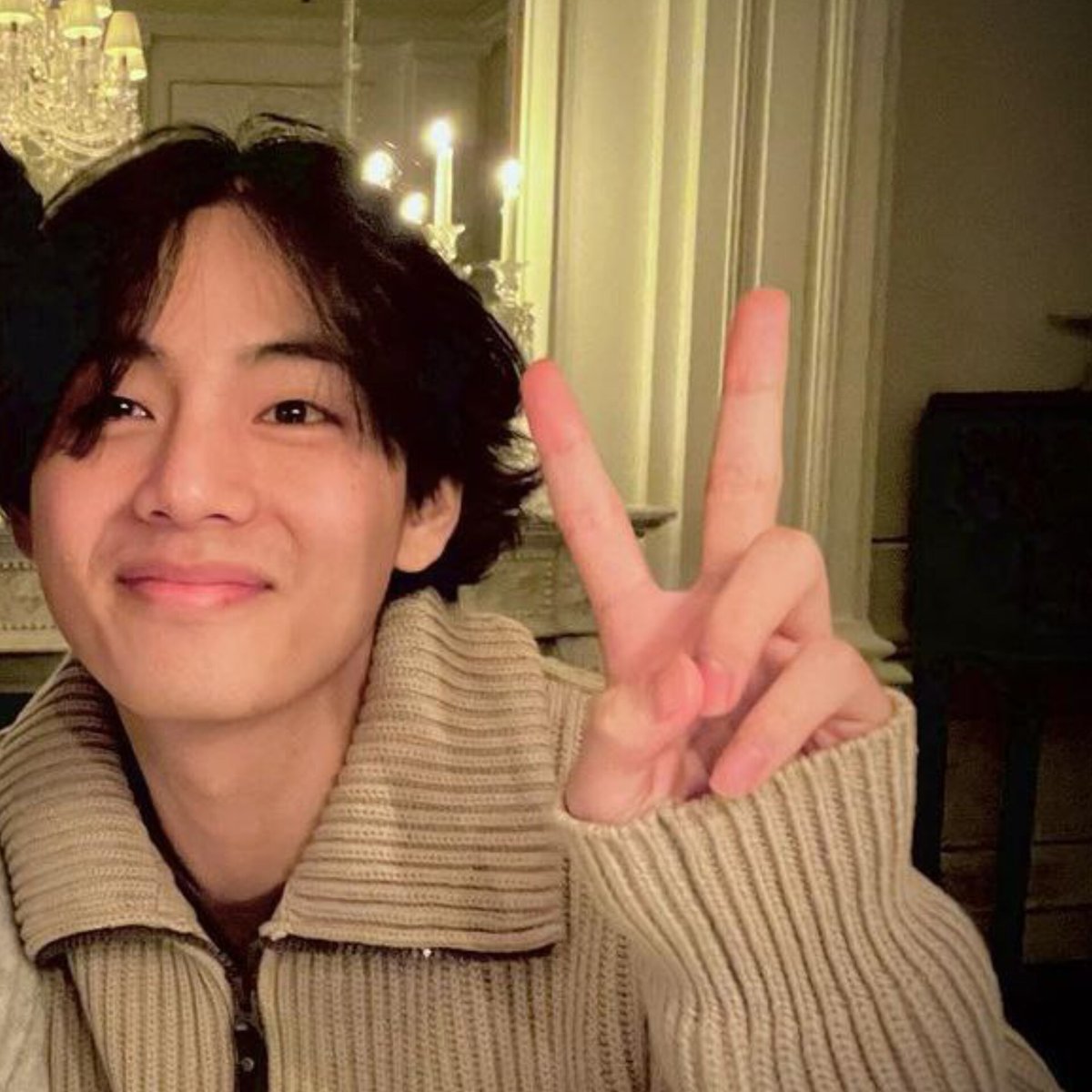 #SideBySideWithTaehyung
#EtherealTreasureVDay
#AlwaysWithTaeComeWhatMay