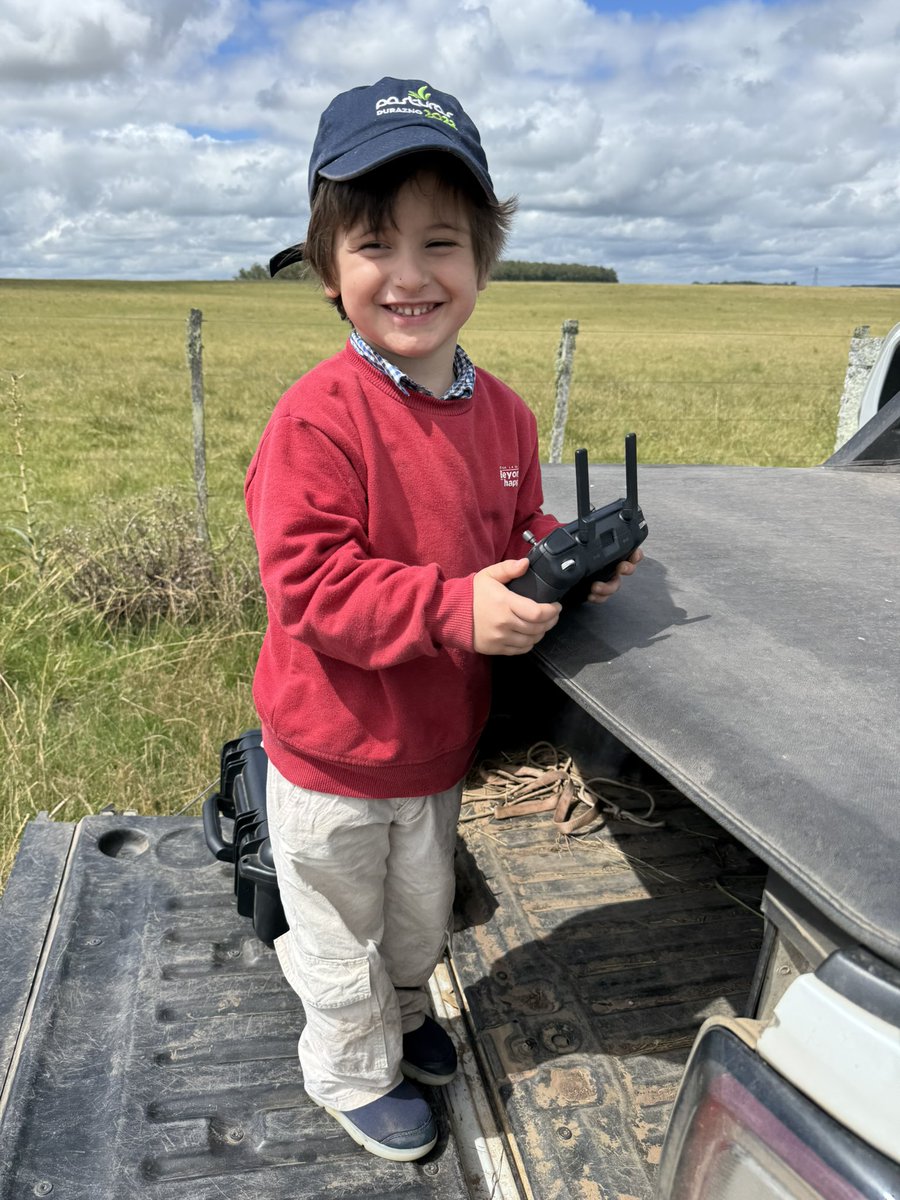 Timoteo ya está pronto para relevarme 
<a href="/greenpixelagro/">GreenPixel 🇺🇾</a> 😂🙌🏼🌿