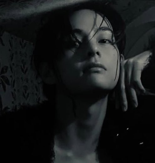 ThePopFlop's tweet photo. Happy 29th Birthday to BTS’s V!

— From his unforgettable voice and stage presence to his artistic talents and warm personality, V continues to inspire and captivate fans around the world. Wishing him an amazing year ahead! https://t.co/O21VihZUBD