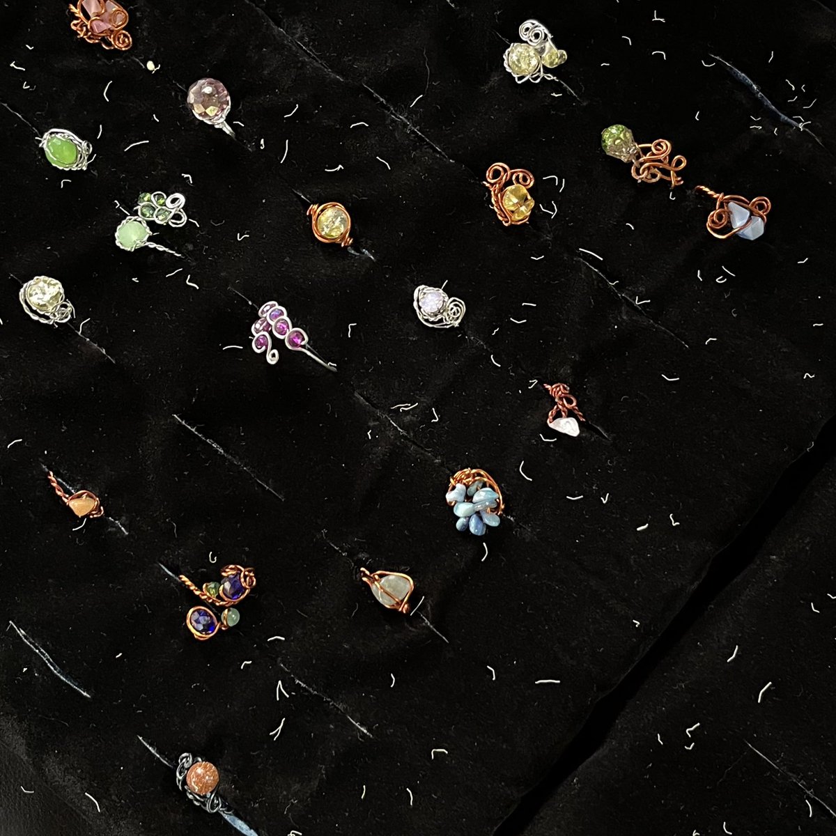 masih dalam edisi ✨jadi turis di solo✨
hari ini mampir ke Solo Art Market🫶

selalu planning kesini tapi gapernah pas waktunya, sumpah gemes gemes jualannya kaya MAU BELI SEMUAAAA😭 kalap belanja barang gemes🙏🏻