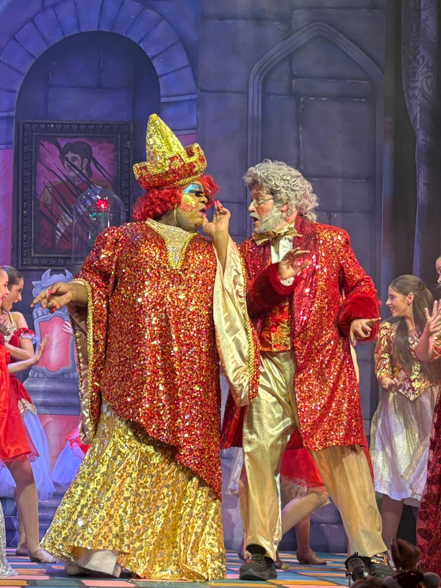 Prof. Jude Capper ๐๐๐ (@bovidiva) on Twitter photo Superb pantomime for Christmas 2024 at <a href="/PrincesHall/">Princes Hall</a>. Beauty and the Beast both utterly beautiful and seriously beastly - amazing singing, dancing and benchwork by <a href="/TomCapperActor/">Tom Capper</a>, <a href="/donovancary/">Donovan C Cary</a> and the whole cast, as ever. โฅ๏ธ๐๐บ๐ช Superb pantomime for Christmas 2024 at <a href="/PrincesHall/">Princes Hall</a>. Beauty and the Beast both utterly beautiful and seriously beastly - amazing singing, dancing and benchwork by <a href="/TomCapperActor/">Tom Capper</a>, <a href="/donovancary/">Donovan C Cary</a> and the whole cast, as ever. โฅ๏ธ๐๐บ๐ช