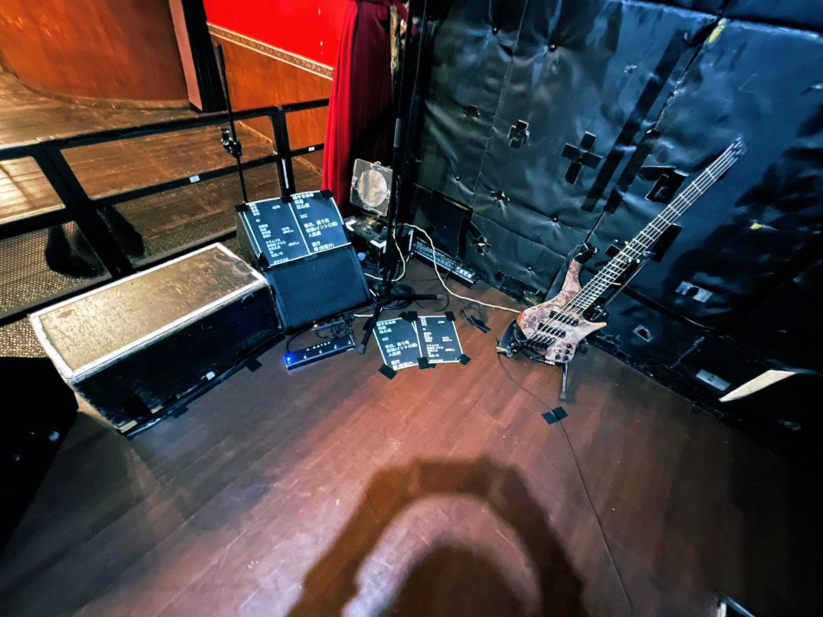 ztmi_kanaha's tweet image. 2024.12.28.sat.渋谷Star lounge
ゼツメイ解散単独公演『絶命』
#NuClearCoustmSounds 
#Ibanez 
#NeuralDSP 
 #QUADCORTEX 
 #LINE6
 #SHURE 
#TraceElliot 
#Providence 
#RupertNeveDesign 
#XSONIC 
#SITStrings 
#Master8