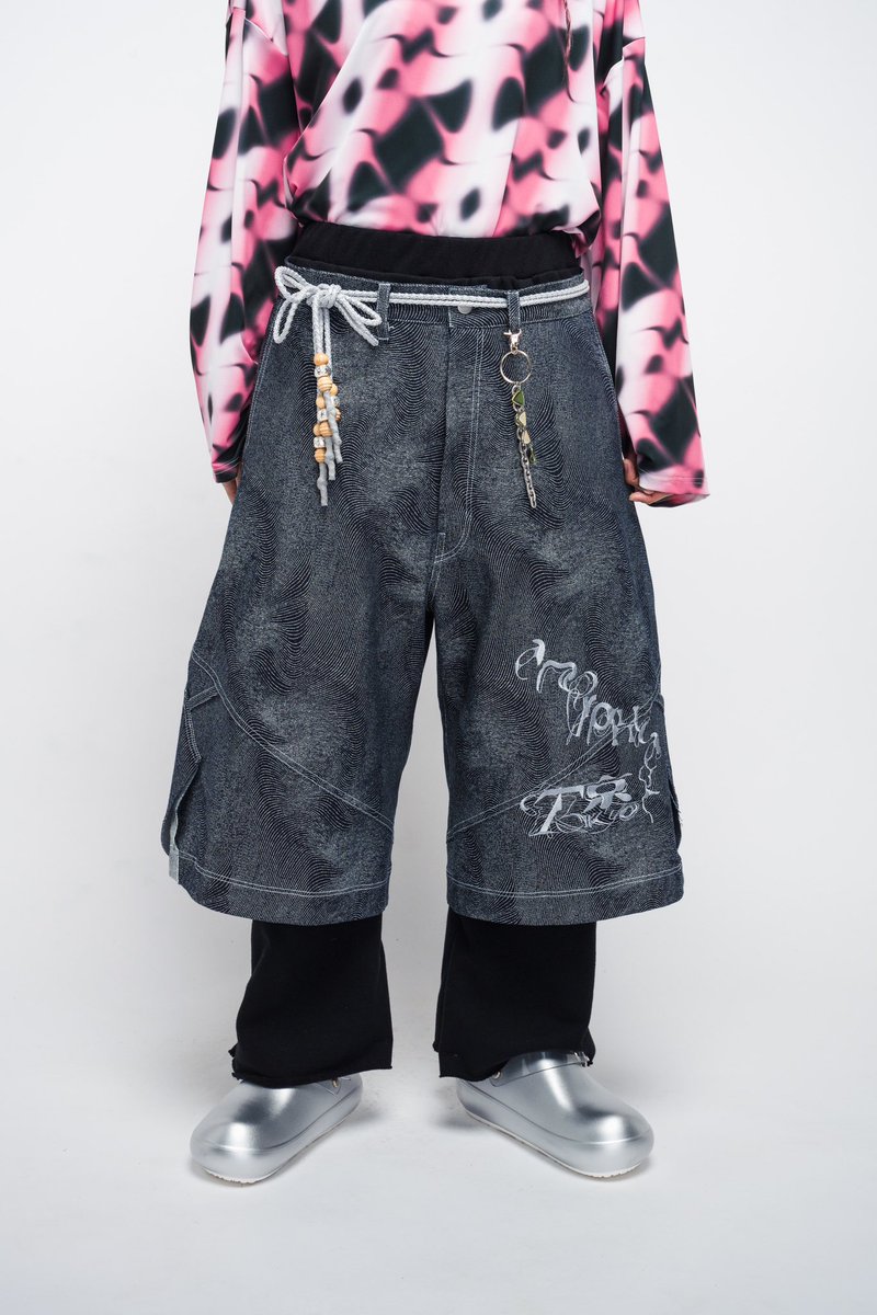 AMORPHIATOKYO's tweet photo. 25SS Online Now

https://t.co/muAlD71Asy https://t.co/MAA0AjpjPR