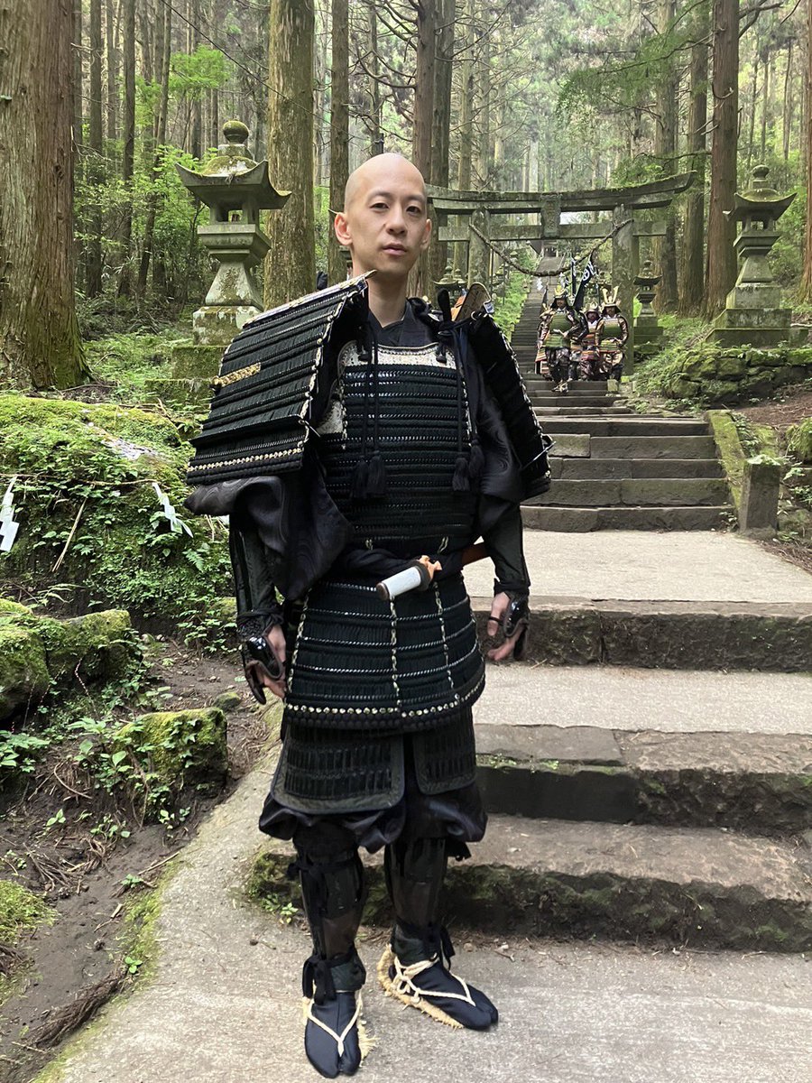 この重厚感。たまらん。