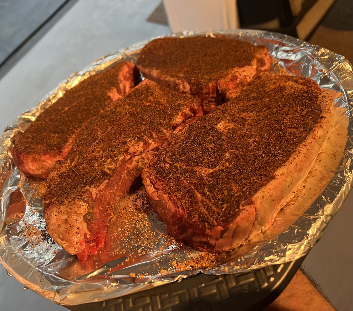 Hoffners's tweet photo. The art of entertaining. Never scrimp on steak and steak knives!  There is no steak knife like the Hoffner Steakmaster.
https://t.co/tfe6nOEVWG
#hoffnerknives #steak #steakmaster https://t.co/uXuqARDlrV