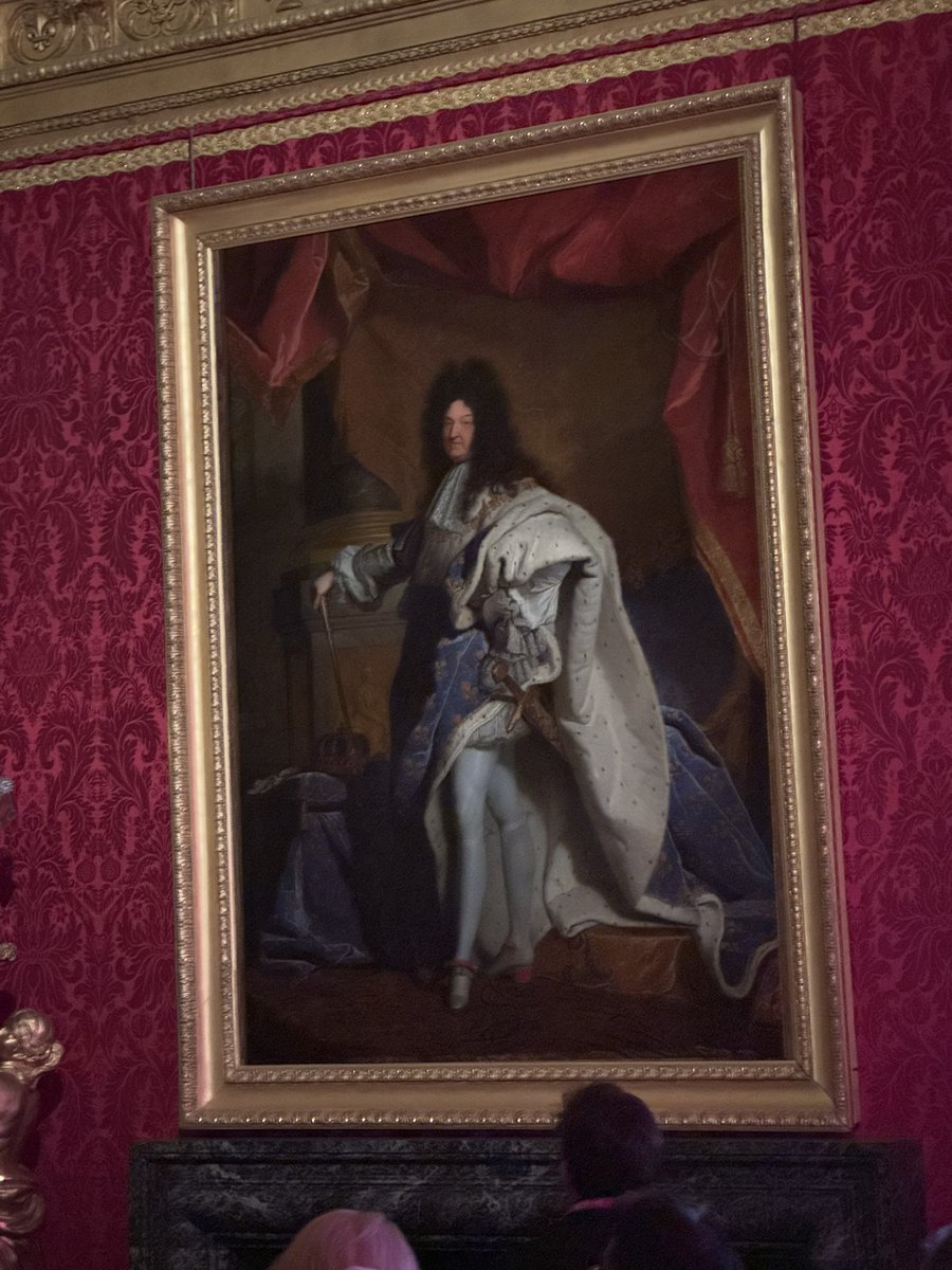 RickFerrell15's tweet photo. We toured the Palace of Versailles today. Our guide said it was built by Louis XIV, enjoyed by Louis XV, and paid for by Louis XVI - with his head. https://t.co/zPcd6EZw1y