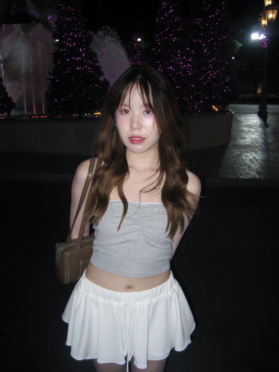 AliceAunaun's tweet photo. เฟรนด์ๆคะ 😭
เราไปเจอกล้องรุ่นนี้มาคือดือมาก ตอนแรกคิดว่าจะถ่ายออกมาไม่สวย เลยกะจะลองถ่ายเล่นๆ คือมันสวยเฉยเลยงับ 🥹🫶🏻

ในกล้องคือเฉยๆ แต่พอจุ๊บรูปมาคือร้องว้าวไปเลยคุณน้า ฟรินนน~ 🫶🏻🥹✨ https://t.co/ipoNl1FWNn