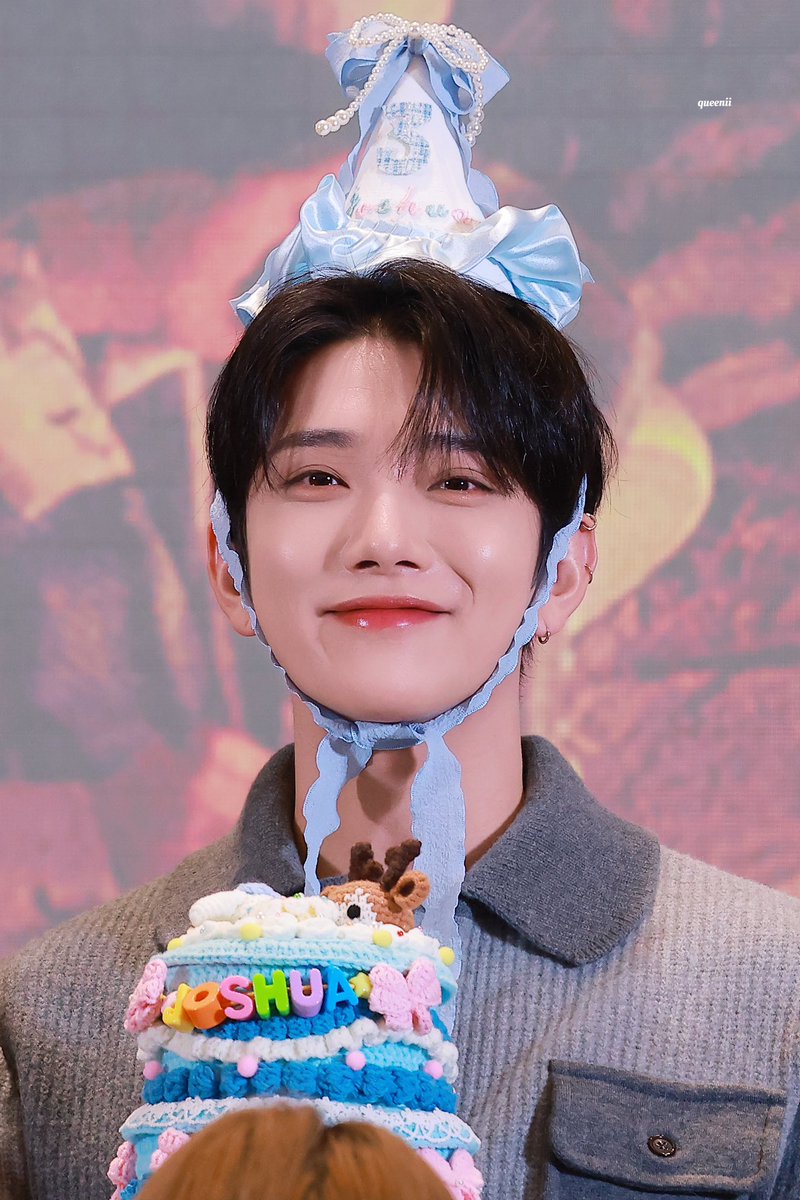 queenii1230's tweet photo. HAPPY JOSHUA DAY💗
Hope you always be happy
🎂🎂🎂
#JOSHUA #조슈아 #세븐틴 #SEVENTEEN https://t.co/88UENHMRvD