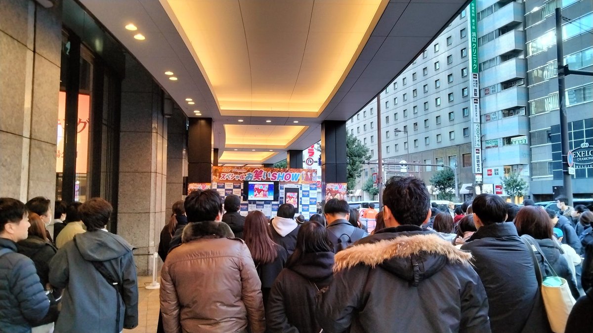 EventChap's tweet photo. アップを失念しておりました😓
今週も色々なステージを展開してましたが、とりあえず先週の写真を📸

ヨドバシカメラ梅田にて。

インフルエンザが流行っています🤧
気を付けて～ https://t.co/2kIt49z08s