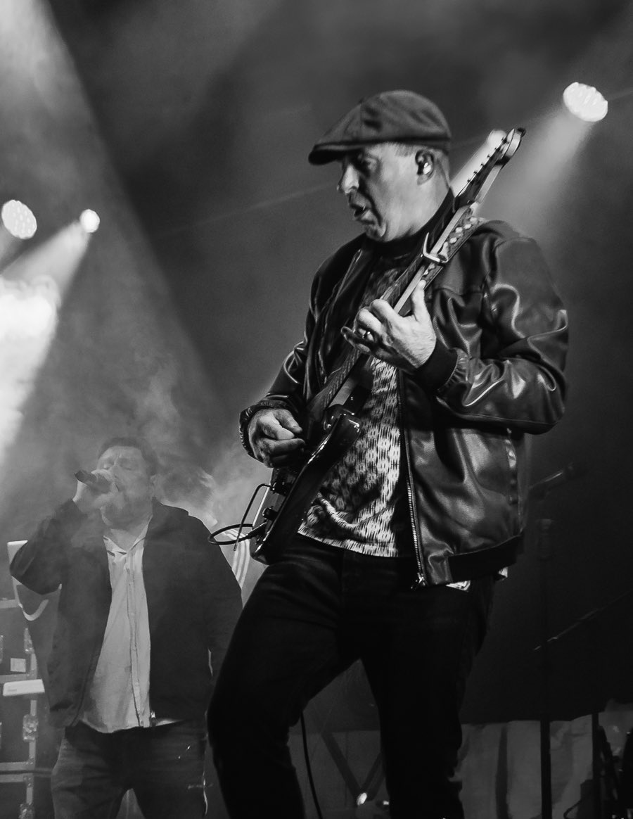 NYcheesy's tweet photo. Happy Birthday 🎈🎸
#MarkDay 6️⃣3️⃣
#HappyMondays
‘24 Hour Party People’
https://t.co/gU5HOb5muH via @YouTube https://t.co/nOXJacXP8D