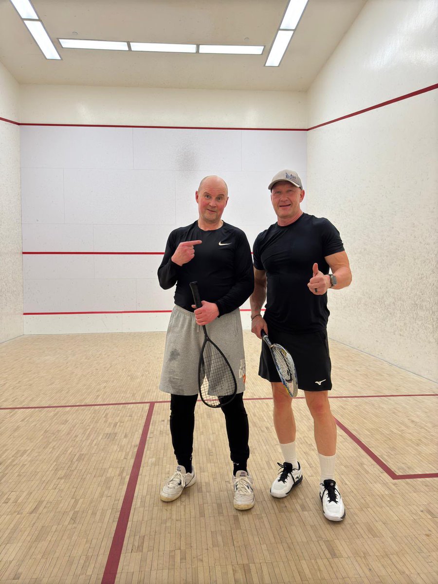 jkekalainen's tweet image. Good sweat, heart rate through the roof and no injuries… First time on Squash court in many many years…@IsmoLehkonen
