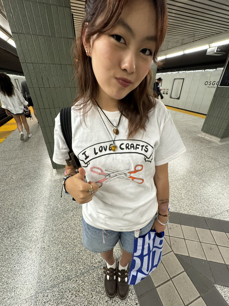 hi twitter this is my fav shirt
