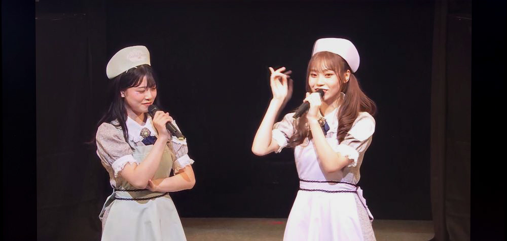 t_hamandeggs's tweet photo. 中井Pに古参マウントをいじられるはるるんと
知る人ぞ知る(?)「ごえごえコンビ」、クラクラ新メンバー加入を知らされておらず戸惑った話をするはるるん
23年8月、りか姫卒コンで。
#NGT48
#cloudycloudy
#小越春花
@haruka_ogoe626
#中井りか
@rika_n24x
#川越紗彩 https://t.co/AHMfj7Ih4C