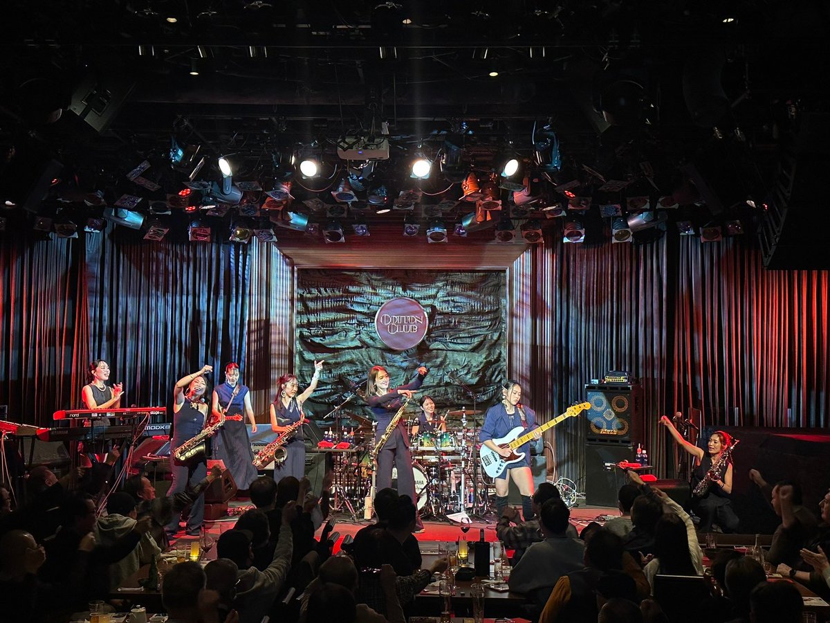 JunaSerita's tweet image. THE JAZZ AVENGERS コットンクラブライブ1日目❣️
一部も二部も超盛り上がりました😆✨
みんなサイコー✨明日も頑張ろー😆✨

#ジャズアベ