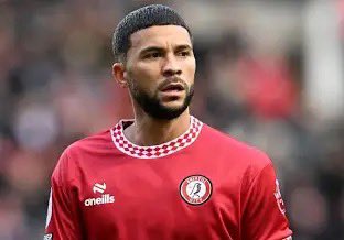 MonksJason's tweet photo. @BristolCity What a difference this guys makes 🐐 https://t.co/WWNYyczh65