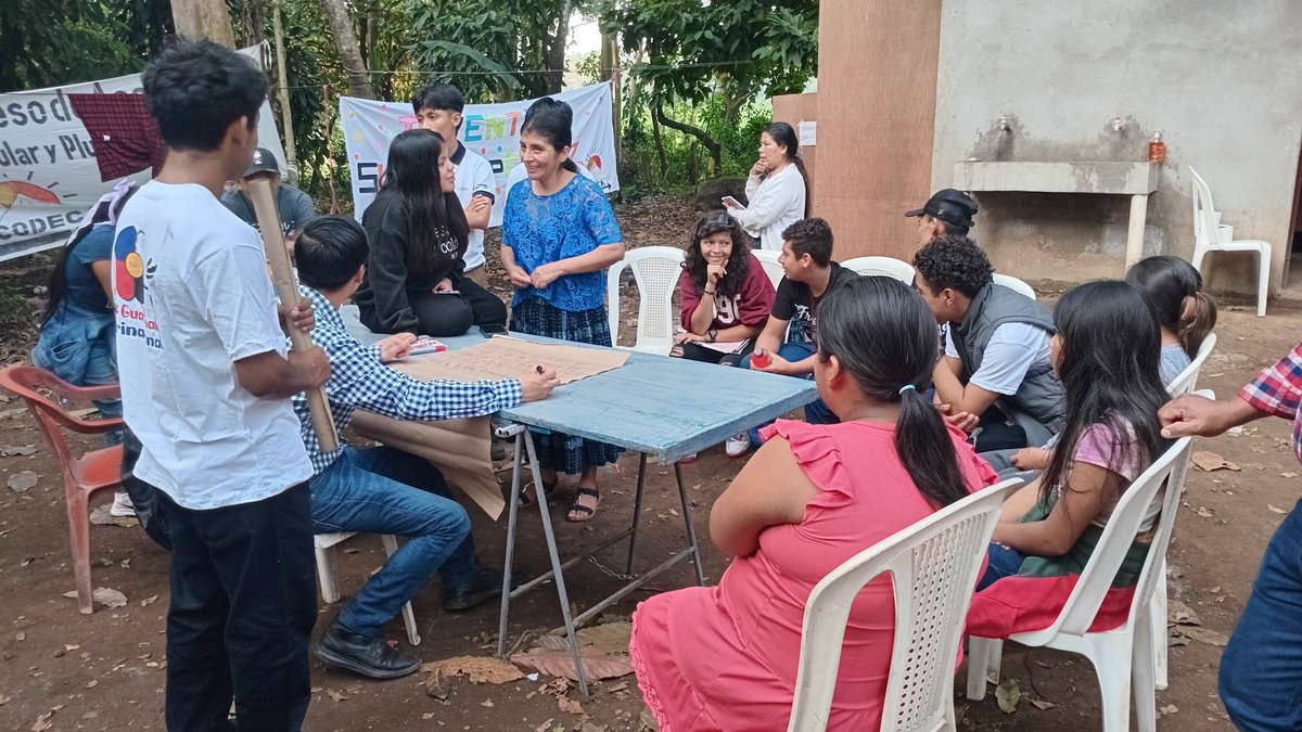 vicejeronimo's tweet image. 2do día de encuentro de juventudes de CODECA por un Estado plurinacional.
