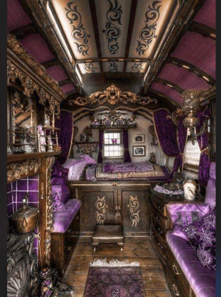 If enigmatic Yaya Roma invites you into her caravan for tea and a Tarot reading, don’t. 

Just don’t.

Huck in Blood Moon Magic didn’t heed that warning and learned his life in Hallows, NC was a magical lie

amazon.ca/gp/aw/d/B0CMDM…
#hallows  #darkromantasy #KU