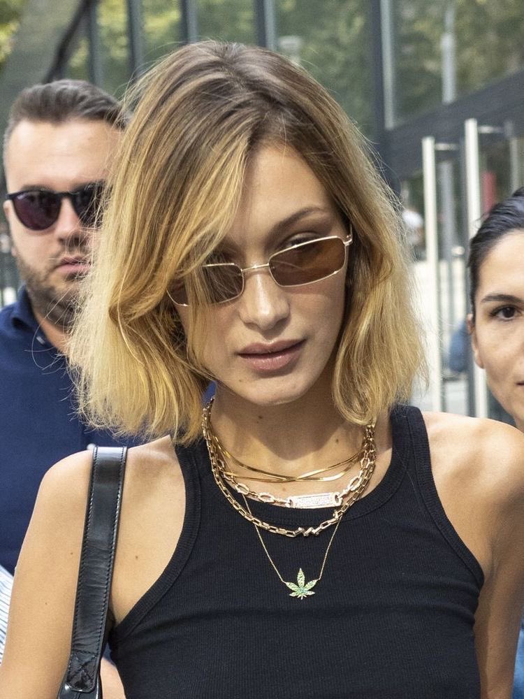 missing blonde bella hadid today