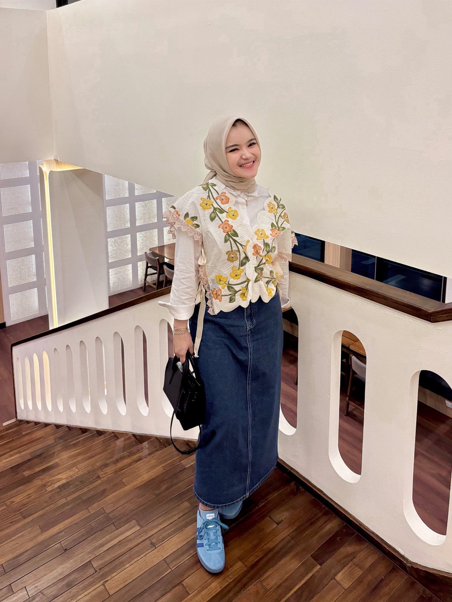 sariwangi tweet media