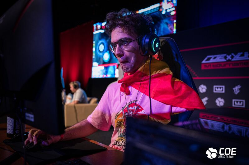 WHY DID THEY MAKE ME LOCKED IN??? I DID NOT LOOK LIKE THAT HELLO????? XDDXDDXDXXDXD