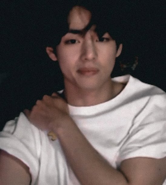 lylila_'s tweet photo. HAPPY BIRTHDAY TAEHYUNG❤❤❤
#SideBySideWithTaehyung
#EtherealTreasureVDay
#AlwaysWithTaeComeWhatMay
#OurWinterParadiseTaehyung
#WithVWhenAllSeasonsTurn
#MerryNBrightPrinceTaehyung
#VOurBestFriendLikeForever
#IconOfIconsKimTaehyung
#VEpitomeOfComfort
#DreamingOfTaesPurpleGalaxy https://t.co/7yBQVy8nLv