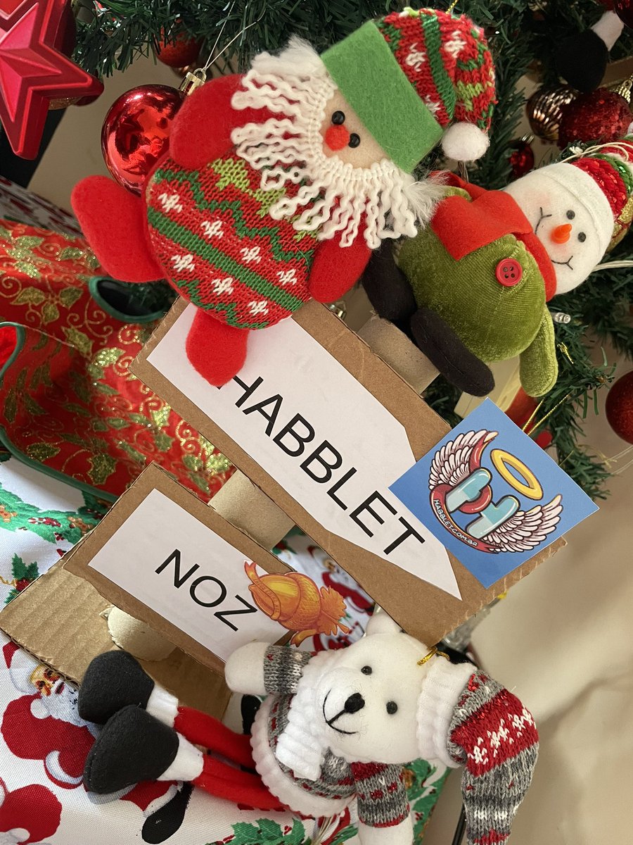 giihbt_'s tweet image. NOZ - NATALINE 
#NatalHabblet 
Nick: -ESTRELA!