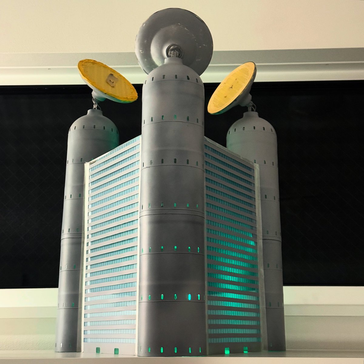 太陽塔バージョン

#未来少年コナン 
#インダストリア 
#宮崎駿