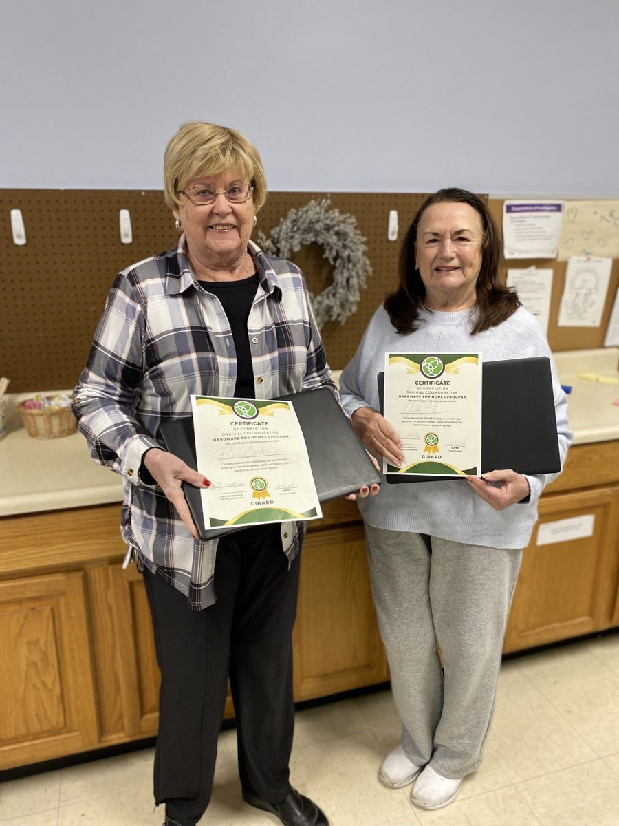 OHCollaborative's tweet image. Need a New Year's Resolution? Come to Oak Hill Collaborative in 2025 and begin your computer education ! 🎓
⭐ Over 50 different classes
⭐ Comfortable classroom environment
⭐ Courses for every learner level
AND we provide the laptop‼️
#freeeducation #freetechhelp #laptops