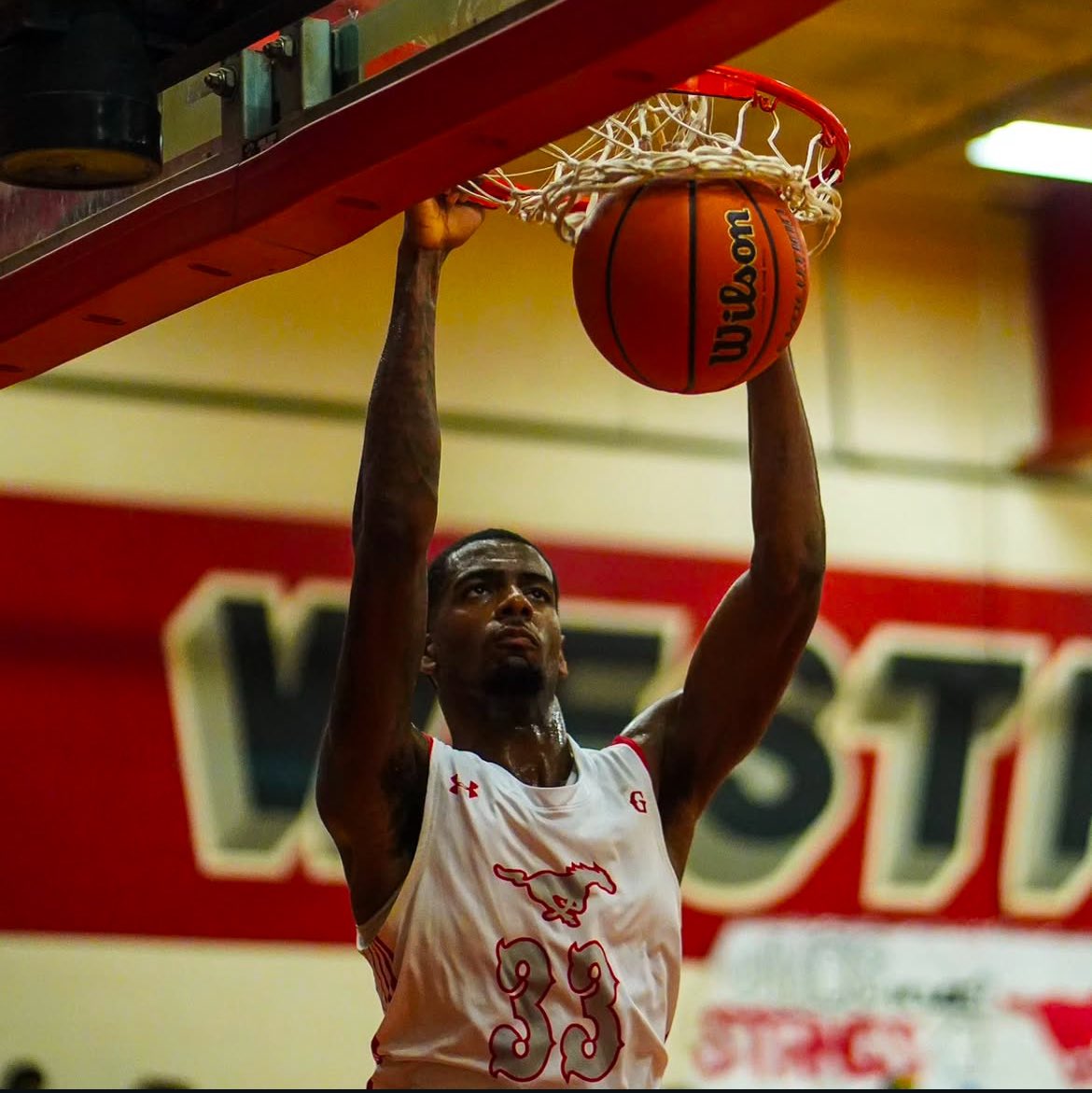 Congrats to <a href="/ihoopjay2025/">ihoop.jay</a> for making all tournament team in the Conroe Christmas Classic