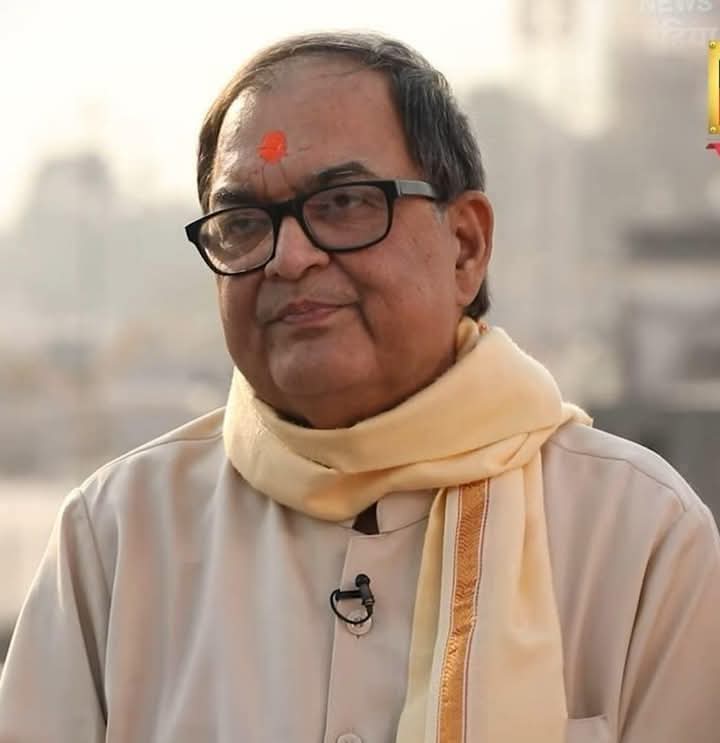 Santosh89447620's tweet image. पटना हनुमान मंदिर के ट्रस्टी एवं जीर्णोद्धार करता पूर्व IPS पदाधिकारी किशोर कुणाल जी का निधन अपूर्णीय छति