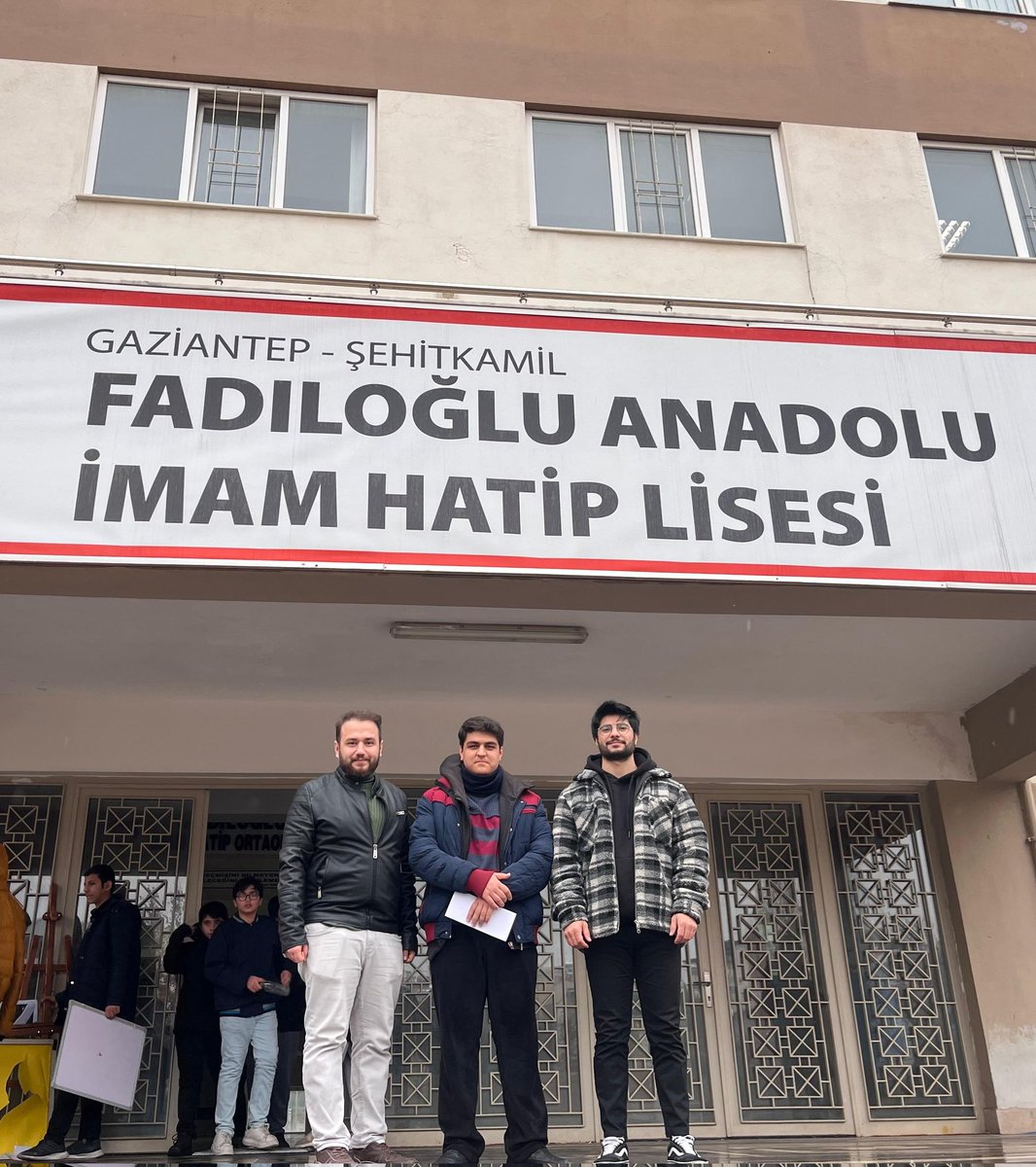 Öğrencimiz Huzeyfe Taşkesen Gaziantep İl Geneli Ezan Okuma  yarışmasında üçüncüsü olmuştur.
<a href="/mehmetnezirg/">mehmet nezir gül</a> 
<a href="/mustafa27yildiz/">Mustafa YILDIZ</a> 
@Cgnde 
<a href="/halilcetin27/">Halil ÇETİN</a>