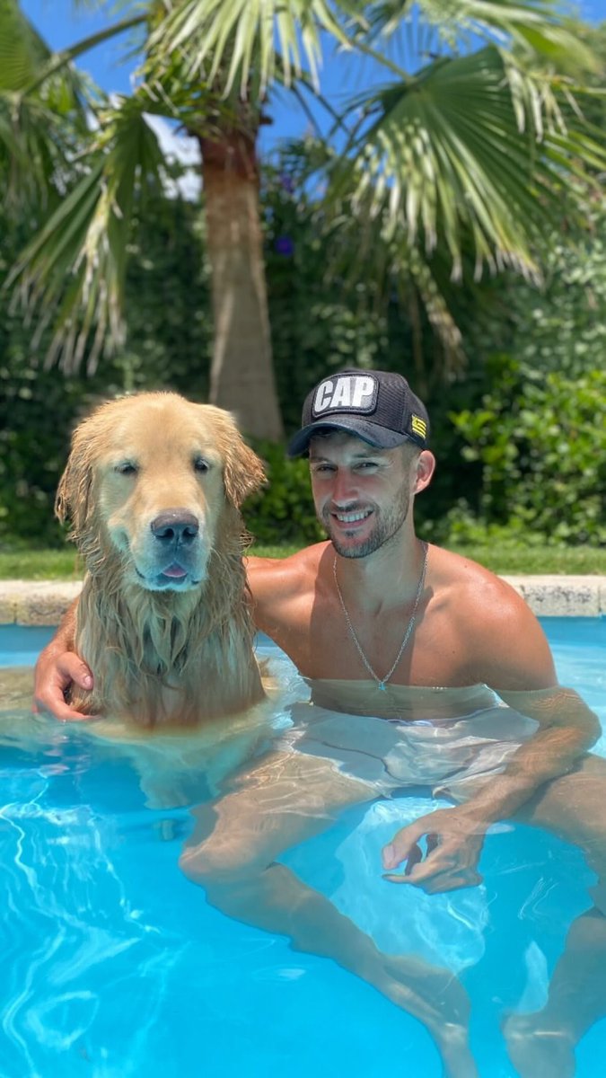 Rodrigo Perez llevo a Bentancourt a pasar las vacaciones con el