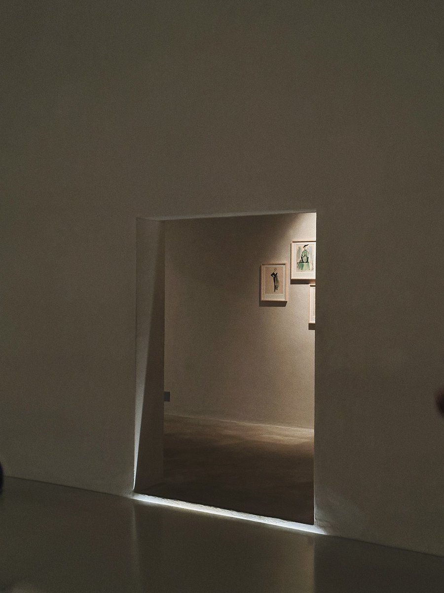 I am experiencing a Peter Zumthor building for the first time. ✨