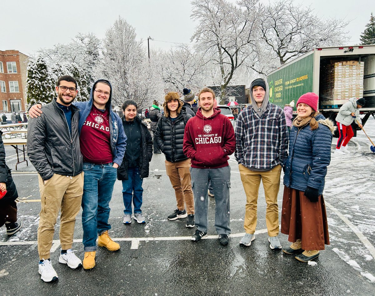 Missionola's tweet image. We need YOUR HELP! We don't have enough volunteers for:
THIS SATURDAY, January 4 at the mobile pantry (8 am - noon)
AND
Saturday, January 11 for "Christmas take down day" (9 am - noon)
Please consider joining us! Sign up here:
signupgenius.com/go/508094ba4a8…
God bless!