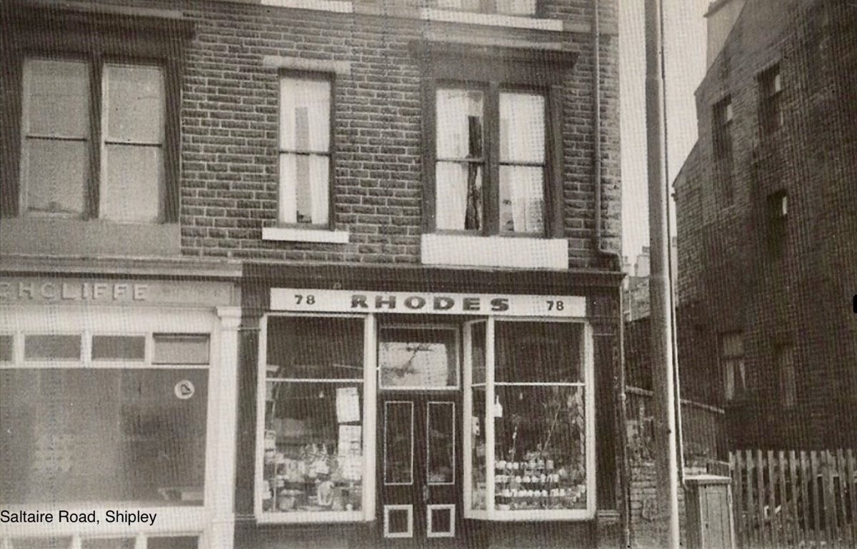 Still time to see splendid #Saltaire Advent Calendar windows. Opened on #XmasEve at 47 Rhodes St where self-employed Joseph Lee &amp; family lived in 1917. Joe took over when his dad died &amp; stored the tools of his trade at a long-gone yard on Saltaire Rd.