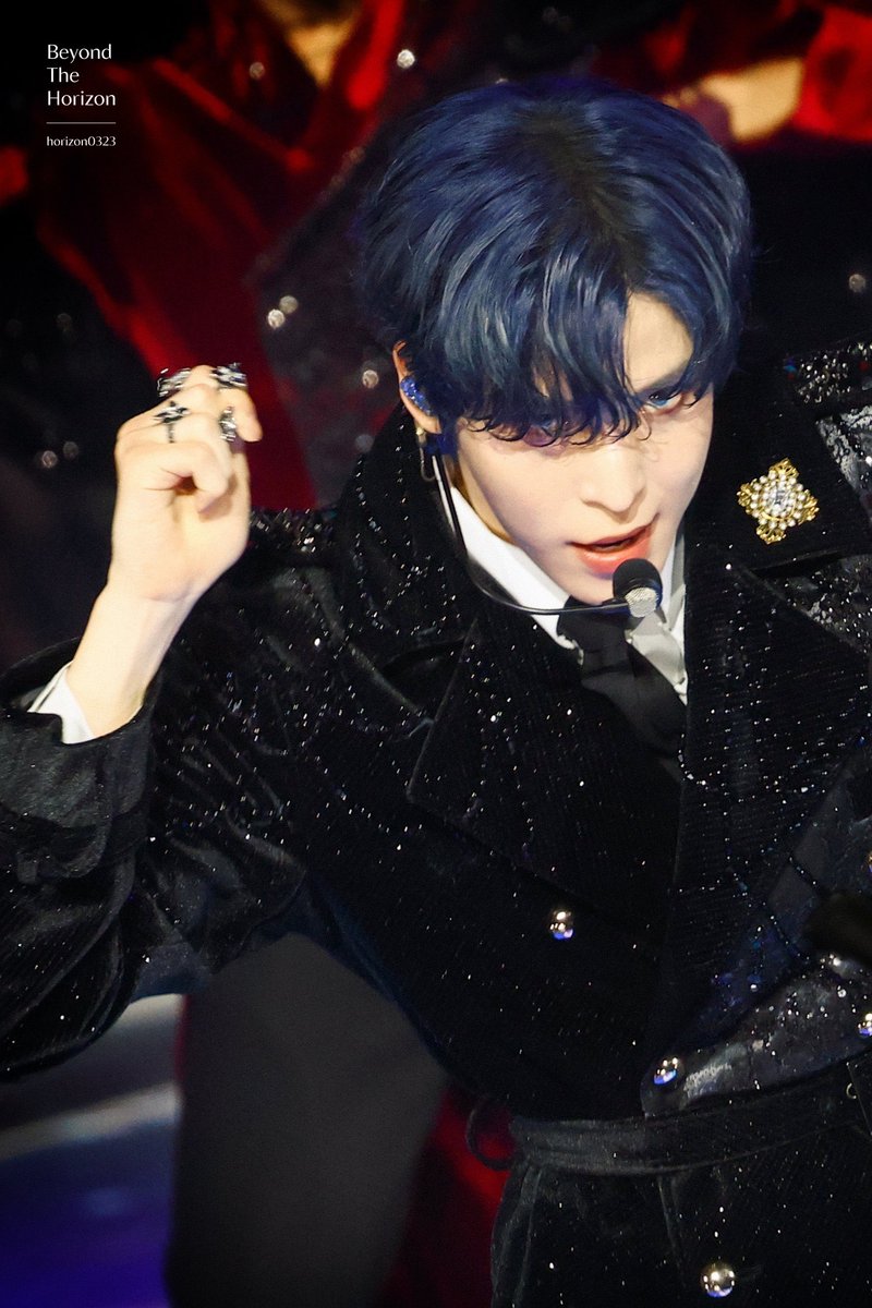 this picture is insane