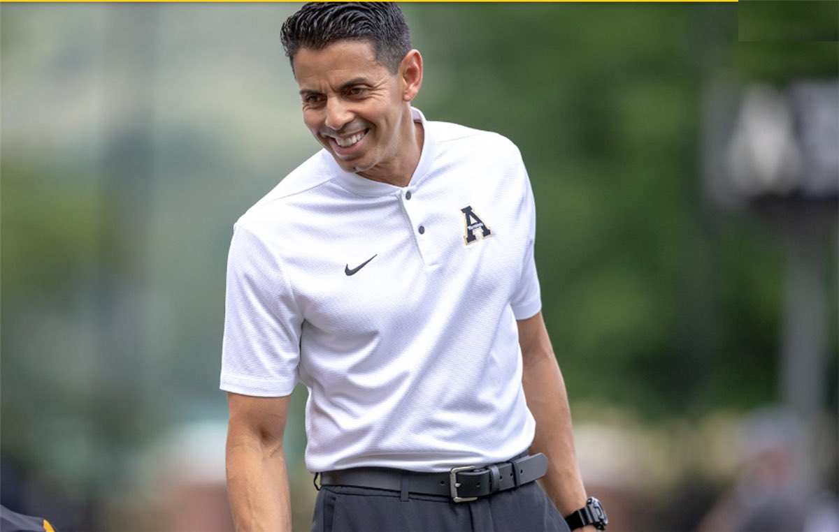mzenitz's tweet photo. FIU is hiring Frank Ponce as tight ends coach and associate head coach, a source tells @CBSSports/@247Sports.

Ponce, an FIU alum, was App State’s offensive coordinator the last two years. Was the QB coach and pass game coordinator at Miami in 2022.

https://t.co/qOetA1jj8s https://t.co/SQcgkMITXA