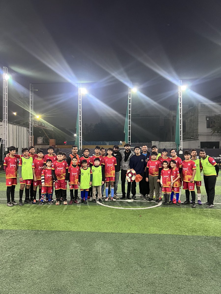 techtrolucknow's tweet photo. An inspiring day with our co-founder and mentor @akashmishra_4 , who visited TFA Infinity, TFA Elite, and TFA Rastogi to share his wisdom and ignite the passion within our players and coaches.
Together, we strive for greatness!
#techtro #techtrofootball #techtrofootballacademy https://t.co/mKaukKwb1F